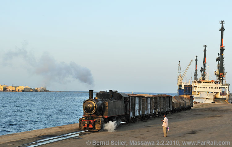 Massawa - a freight train in the harbour